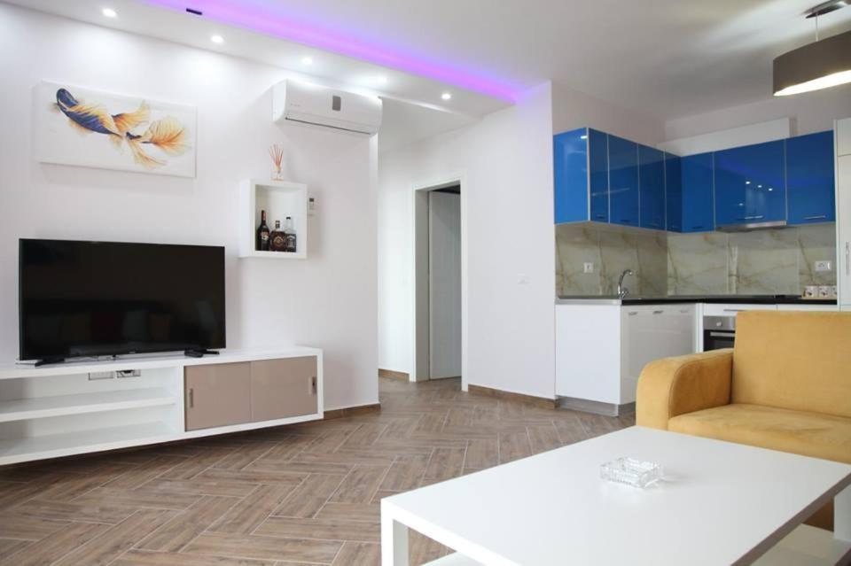 Shengjini -twin Towers- Hotel 4*