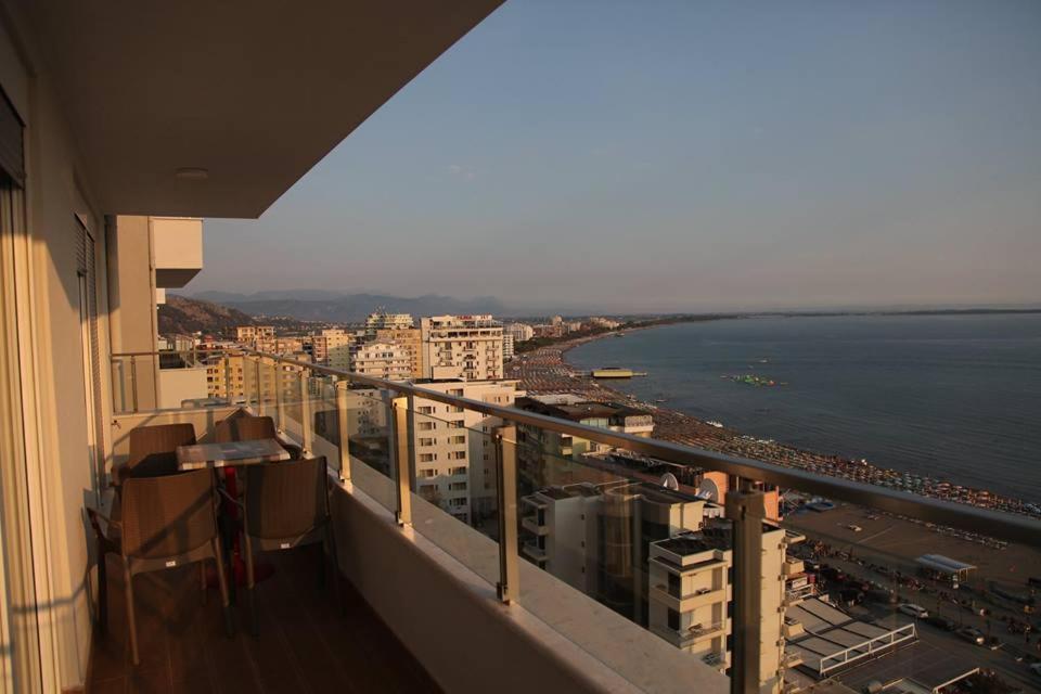Hotel Shengjini -twin Towers- Shëngjin
